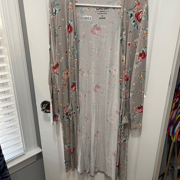 Torrid Super soft Knit Size 0 Large - Picture 5 of 10